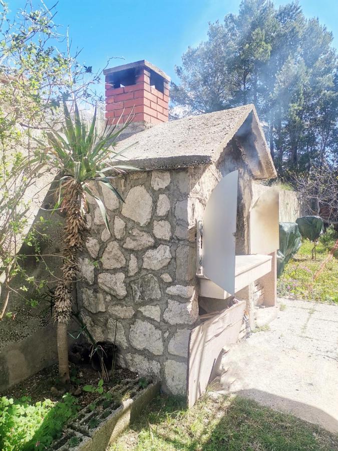 פודסטראנה Apartman Pejic מראה חיצוני תמונה